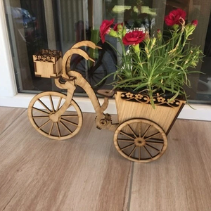 I. virágtartó tricikli � természetes fa dekoráció, egyedi gravírozással - otthon & életmód - dekoráció - virágdísz és tartó - cserép & kaspó - Meska.hu