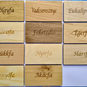 Gravírozott fa információs tábla kenderzsinórral � egyedi felirattal - otthon & életmód - dekoráció - ajtó- és ablak dekoráció - ajtótábla - Meska.hu