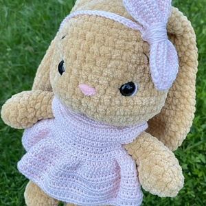 Öltöztethető horgolt nyuszilány, Játék & Sport, Plüssállat & Játékfigura, Nyuszi, Horgolás, MESKA