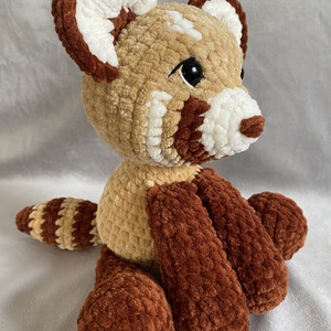 Horgolt vörös panda - játék & sport - plüssállat & játékfigura - maci - Meska.hu