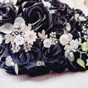 Fekete elegncia - esküvő - menyasszonyi- és dobócsokor - Meska.hu