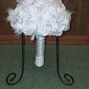 Angyali érintés - esküvő - menyasszonyi- és dobócsokor - Meska.hu