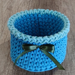 Karácsonyi horgolt tárolókosár  - karácsony - karácsonyi lakásdekoráció - ünnepi asztaldekoráció - Meska.hu