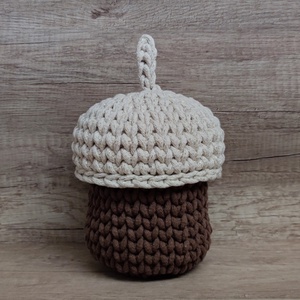 Karácsonyi horgolt makktároló csillogó szálú kupakkal - karácsony - karácsonyi lakásdekoráció - karácsonyfadíszek - Meska.hu