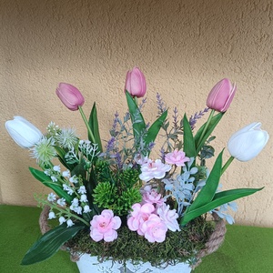 Tulipános, tavaszi asztaldísz, Otthon & Lakás, Dekoráció, Asztal és polc dekoráció, Asztaldísz, Mindenmás, Virágkötés, MESKA