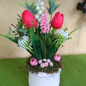 Piros tulipános asztaldísz, Otthon & Lakás, Dekoráció, Asztal és polc dekoráció, Asztaldísz, Mindenmás, Virágkötés, MESKA