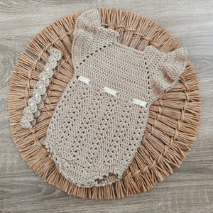 Horgolt kislány body fejpánttal újszülött fotózásra  - Meska.hu