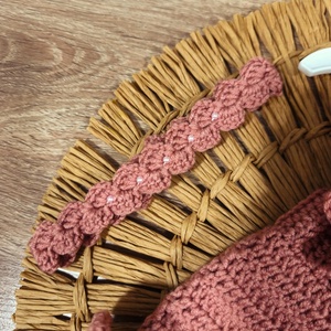 Horgolt pelenkatartó újszülhött fotózásra  - baba - mama - babafotózás - babafotózási kellékek - Meska.hu