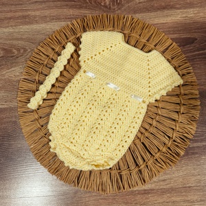 Horgolt kislány body fejpánttal újszülött fotózásra, Baba - mama, Babafotózás, Szett újszülött fotózásra, Horgolás, MESKA