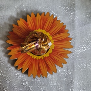 Fa virág csokival a közepén  - otthon & életmód - vallás - temetkezési tárgy - sírcsokor, virág dekoráció - Meska.hu