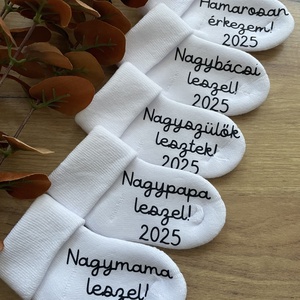 Baba bejelentő zokni (V.) - baba - mama - babaemlékek - bababejelentők - Meska.hu