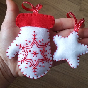 Karácsonyi díszek 6 db-os filc szett - karácsony - karácsonyi lakásdekoráció - karácsonyfadíszek - Meska.hu