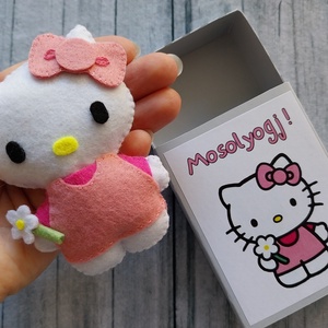 Hello Kitty zsebÖlelés Köszöntőajándék, zsebölelés emlék, mosolyogj ajándék emlék, cuki ajándék, üzenetdoboz idézetes , Esküvő, Emlék & Ajándék, Köszönőajándék, Varrás, Hímzés, MESKA