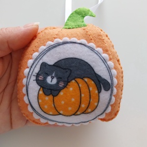 Halloween filc függődísz, Halloween filc dekoráció, Halloween tök filc dísz, Cicás filc dekoráció, Otthon & Életmód, Dekoráció, Halloween, Halloweeni dekoráció, Varrás, Hímzés, MESKA