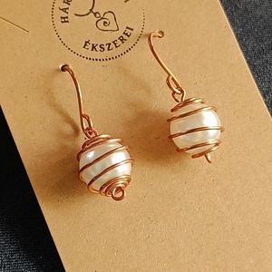 Tekla gömb fülbevaló - ékszer - fülbevaló - lógó fülbevaló - Meska.hu