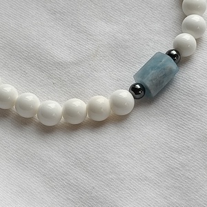 Kagyló karkötő akvamarinnal - ékszer - karkötő - gyöngyös karkötő - Meska.hu