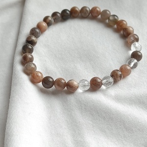 Elegáns holdkő karkötő - ékszer - karkötő - gyöngyös karkötő - Meska.hu