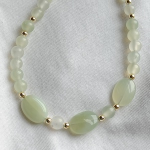 Halványzöld jáde nyaklánc - ékszer - nyaklánc - medálos nyaklánc - Meska.hu