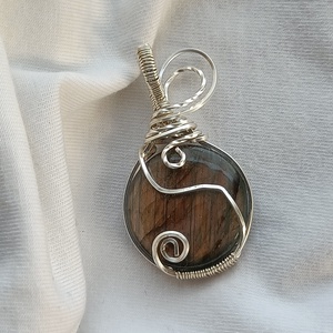 Labradorit medál - ékszer - nyaklánc - medál - Meska.hu