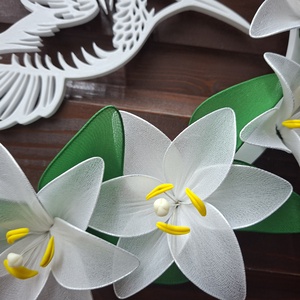 3D nyomtatott kolibris ajtódísz kézzel készített harisnyavirágokkal  - otthon & életmód - dekoráció - ajtó- és ablak dekoráció - ablakdísz - Meska.hu