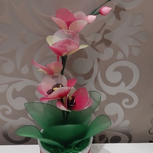 Orchidea harisnyából  - otthon & életmód - dekoráció - virágdísz és tartó - csokor & virágdísz - Meska.hu Orchidea harisnyából  - otthon & életmód - dekoráció - virágdísz és tartó - csokor & virágdísz - Meska.hu