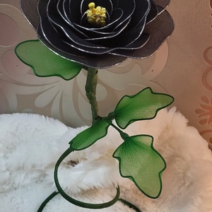 Harisnyavirág rózsa,lábon álló - otthon & életmód - dekoráció - asztal és polc dekoráció - asztaldísz - Meska.hu