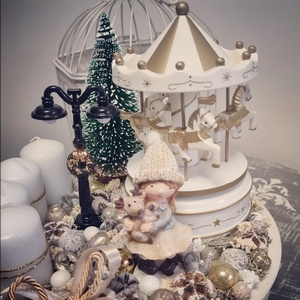 Körhintás adventi dekoráció - karácsony - adventi díszek - adventi asztaldísz - Meska.hu