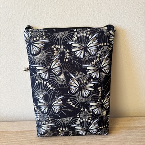 Könyv/iPad/Tablet védő utazó tok, Táska & Tok, Ebook & Tablet tok, Varrás, MESKA