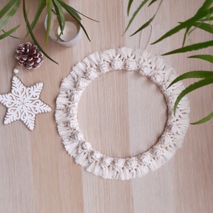 Natúr, bogyós makramé koszorú alap, ajtókopogtató  - otthon & életmód - dekoráció - ajtó- és ablak dekoráció - ajtódísz & kopogtató - Meska.hu