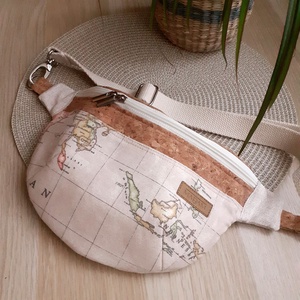 Indonézia térképmintás övtáska, kistáska, crossbody - Meska.hu