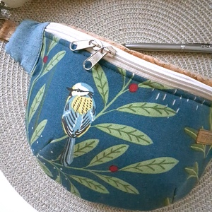 Madaras, türkizkék Övtáska, Kistáska, Crossbody - táska & tok - övtáska - Meska.hu