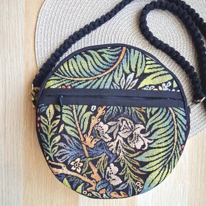 Indás, leveles mintás körtáska, válltáska, valódi gobelin szövetből makramé vagy műbőr vállpánttal - táska & tok - kézitáska & válltáska - válltáska - Meska.hu