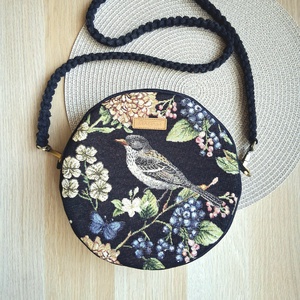 Madár mintás körtáska, válltáska, valódi gobelin szövetből makramé vagy műbőr vállpánttal - táska & tok - kézitáska & válltáska - válltáska - Meska.hu