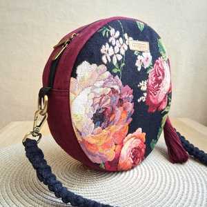 Bordó, rózsamintás körtáska, válltáska, valódi gobelin szövetből makramé vagy műbőr vállpánttal - Meska.hu