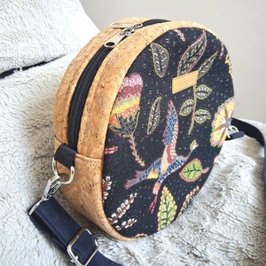 Parafa és valódi gobelin szövetből készült körtáska, válltáska, makramé vagy műbőr vállpánttal - Meska.hu