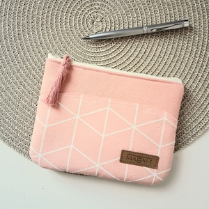 Barack színű, geometrikus mintás,  női lapos neszesszer, tok - Meska.hu