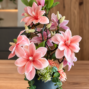 Magnólia asztali dísz kaspóban , Otthon & Életmód, Dekoráció, Asztal és polc dekoráció, Asztaldísz, Virágkötés, MESKA