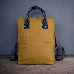 Praktikus  kézitáska- hátizsák,  vízálló táska vászontból - Tigris mintás táskafüllel - Meska.hu