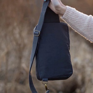 Sling bag- vállon átvehető kistáska - táska & tok - kézitáska & válltáska - vállon átvethető táska - Meska.hu
