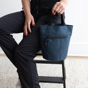 Oilskin Minibag akár 2 in 1 szatyor vagy vállon át is hordható- - táska & tok - bevásárlás & shopper táska - shopper, textiltáska, szatyor - Meska.hu