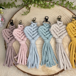 Makramé szív kulcstartó, Táska & Tok, Kulcstartó & Táskadísz, Kulcstartó, Csomózás, MESKA