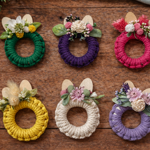 Makramé nyuszi díszített - Meska.hu