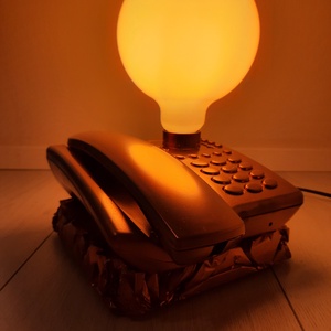 HavasiArts - Telefon lámpa távirányítóval bronz színben, Otthon & Lakás, Lámpa, Asztali lámpa, Kerámia, Meska