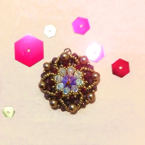 Magic love medál, Ékszer, Nyaklánc, Medál, Gyöngyfűzés, gyöngyhímzés, MESKA