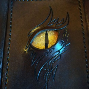 Sárkányszemes kockadobó tálca - ARANY szemmel - játék & sport - táblajáték és kártyajáték - társasjátékok - dobókocka - Meska.hu