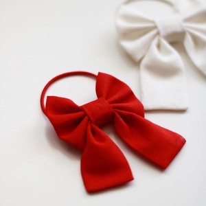 Piros hajgumi, hajdísz, hajbavaló, Ruha & Divat, Hajdísz & Hajcsat, Hajgumi, Varrás, MESKA