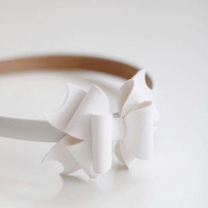 Tört fehér gyerek hajráf, hajpánt - ruha & divat - hajdísz & hajcsat - hajráf & hajpánt - Meska.hu