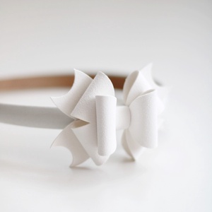 Tört fehér gyerek hajráf, hajpánt - ruha & divat - hajdísz & hajcsat - hajráf & hajpánt - Meska.hu