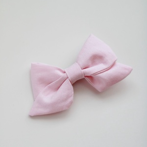 Rózsaszín nagy masnis hajcsat, hajcsat - ruha & divat - hajdísz & hajcsat - hajcsat & hajtű - Meska.hu