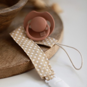 Barna pöttyös  cumilánc, Játék & Sport, 3 éves kor alattiaknak, Cumilánc, Varrás, MESKA